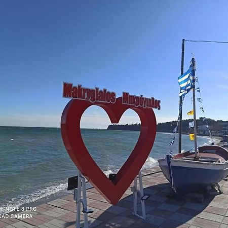 Rooms To Let Giannis Makrygialos Exterior photo
