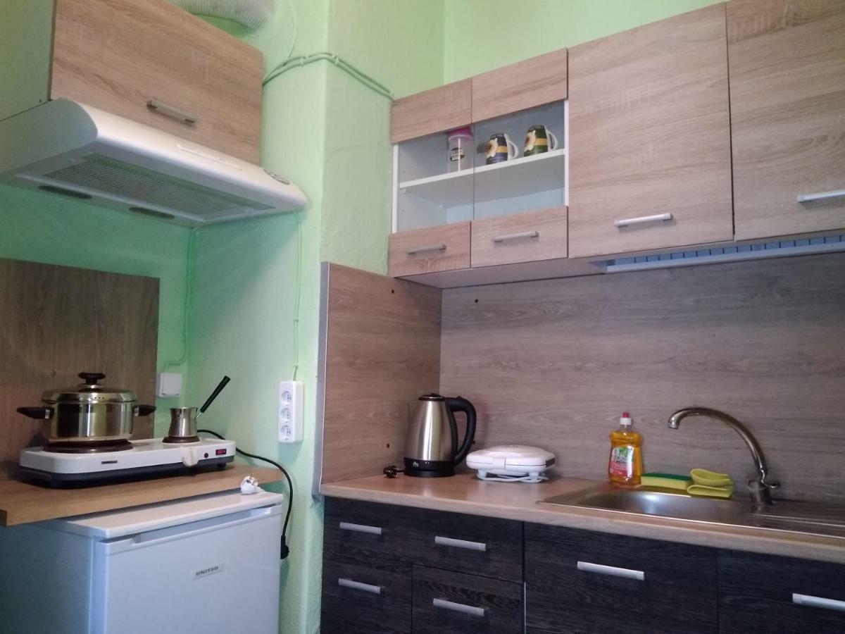 Rooms To Let Giannis Makrygialos Exterior photo